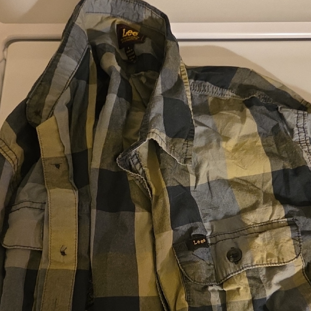 Lee Checkered Casual Shirt in Black and Gray